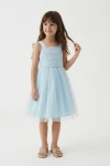 Detaliu funde delicate pe umeri la spate, rochie Rina albastru deschis
