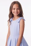 Rochie Harper albastru deschis – partea de sus cu decolteu rotund și funde pe umeri