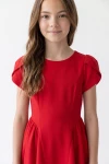 Rochie roșie Rumi – partea de sus cu mâneci lalea și decolteu rotund, din față
