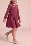 Rochie Estera bordo – fusta încrețită, din față, în mișcare