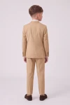 Costum pentru băiat Liam bej – spatele sacoului și al pantalonilor